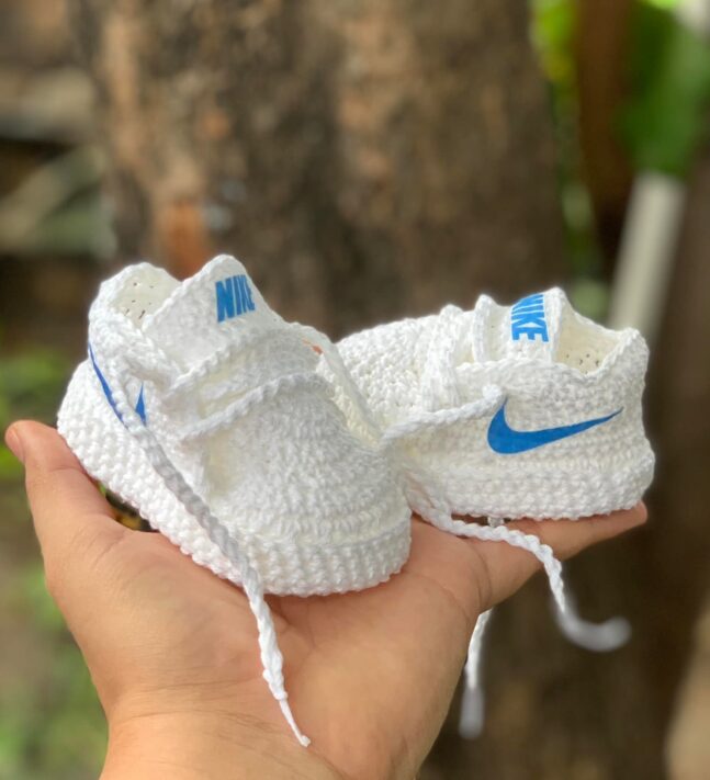 Sapatinho Baby Style em Crochê | Nike - Azul