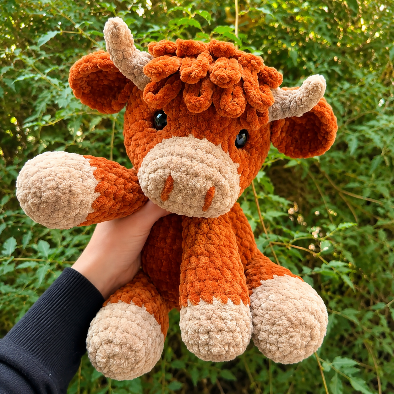 Pelúcia Vaquinha Mimosa | Amigurumi em Fio de Veludo - Imagem 2