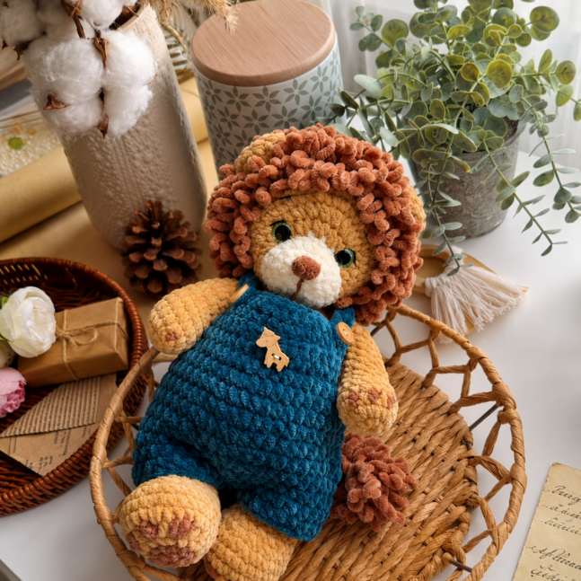 Pelúcia Leãozinho Valentim | Amigurumi em Fio de Veludo